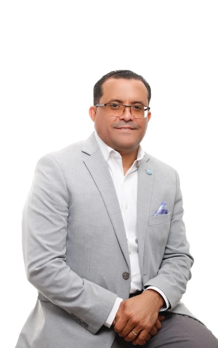 Lic. Rafael Soto - CEO